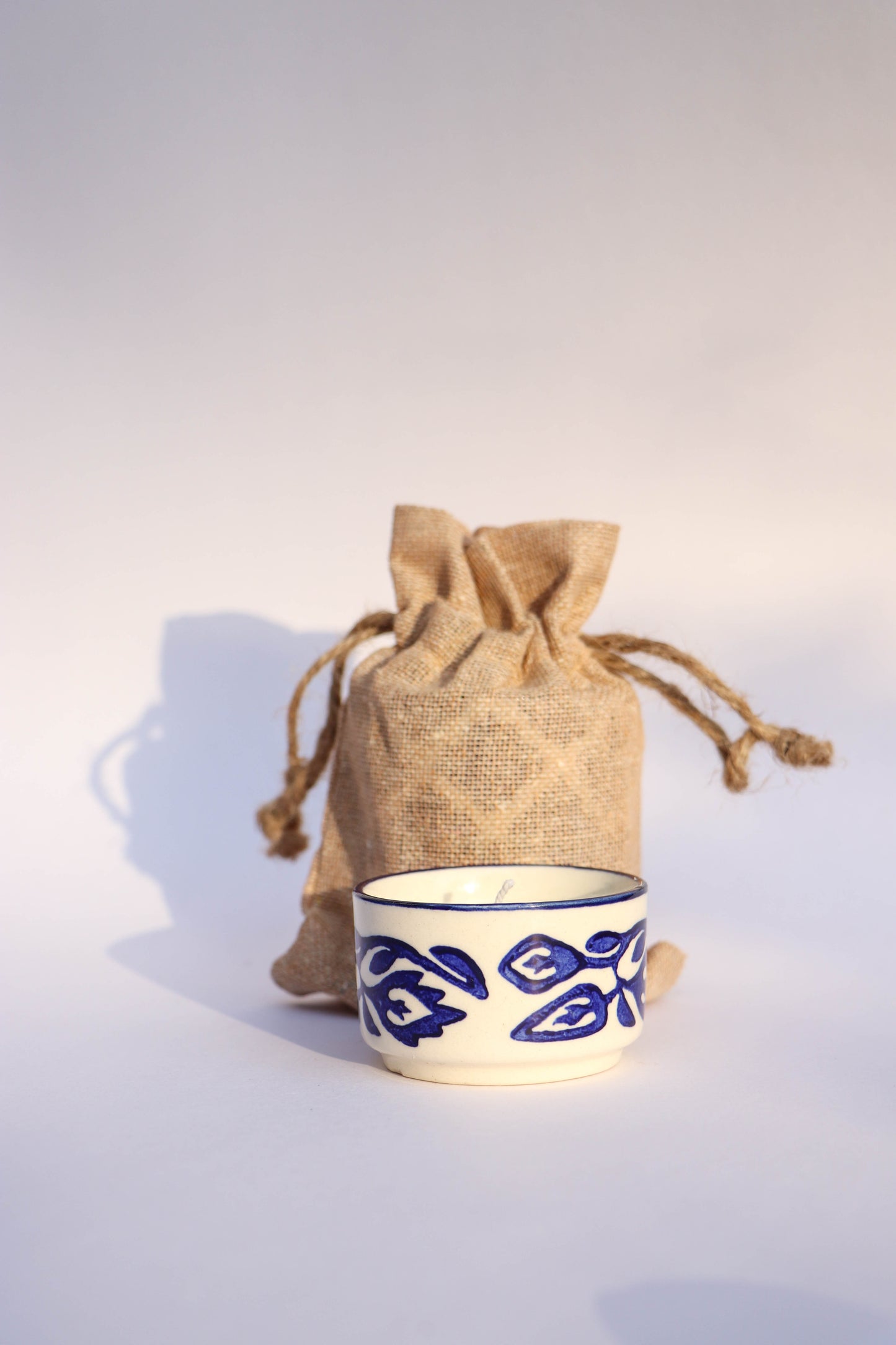 Lua Blue Pottery Candle- Lavender